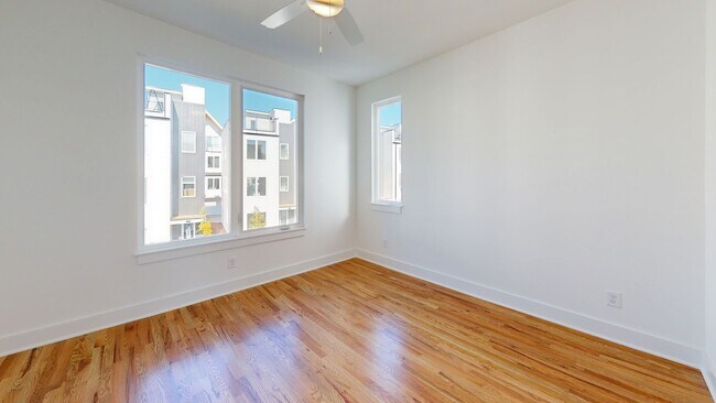 Building Photo - Nashville 3 Bedroom