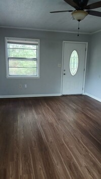Building Photo - 1 BD/ 1 BA