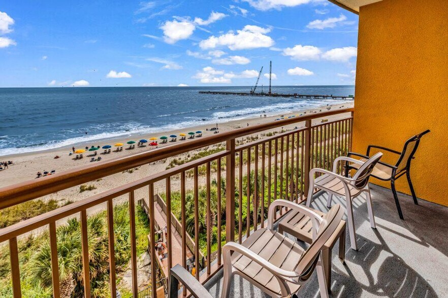 Building Photo - 2600 N Ocean Blvd