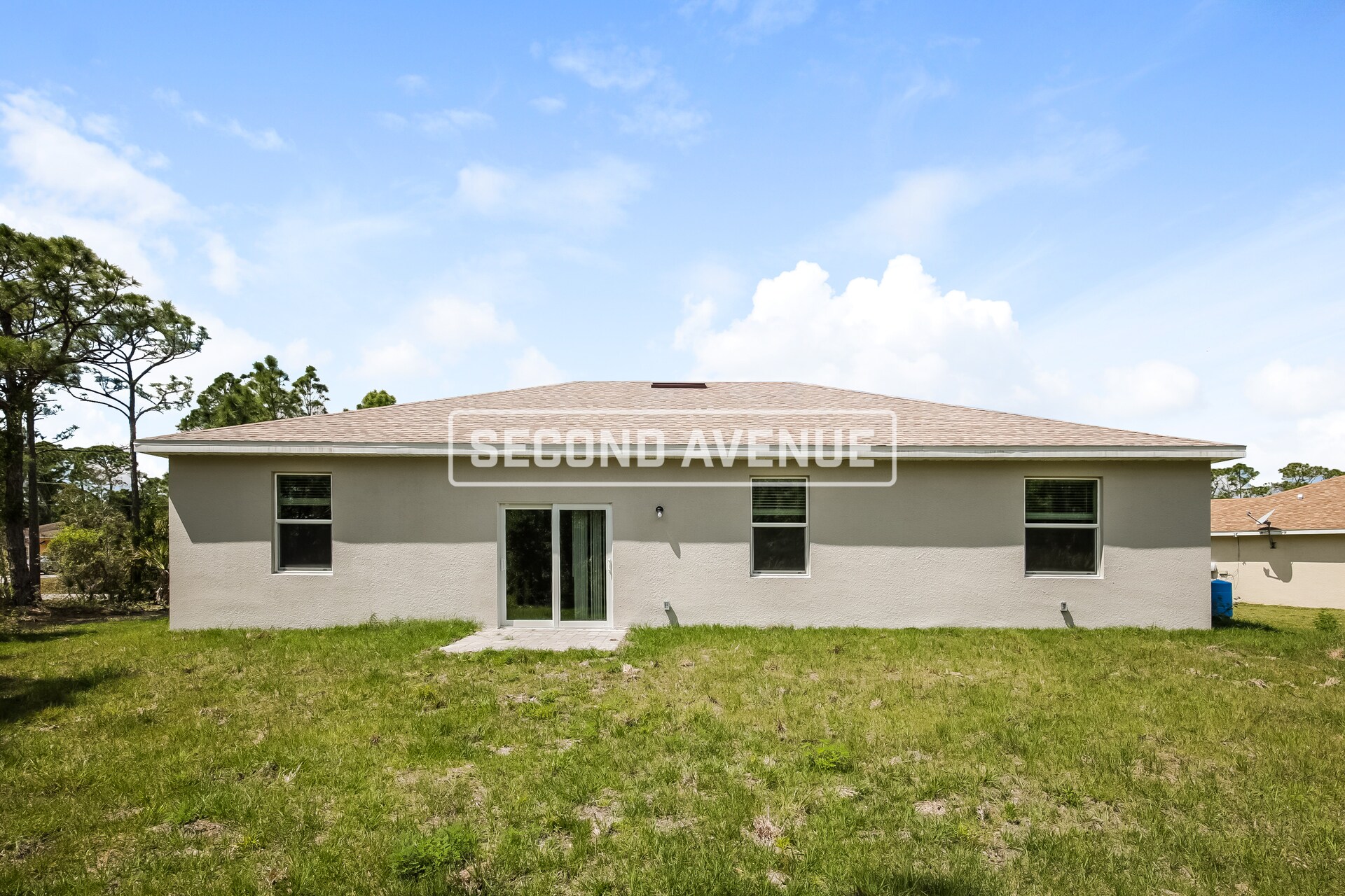 Building Photo - 7440 Helliwell St