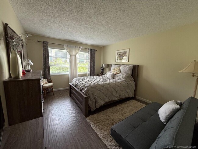 Building Photo - 175 SE St Lucie Blvd