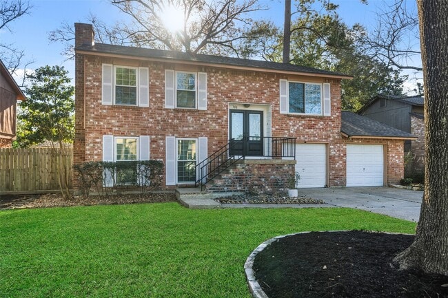 Building Photo - 3018 Sycamore Springs Dr