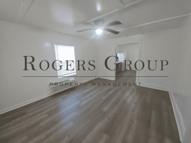 Building Photo - 746 Southerland St