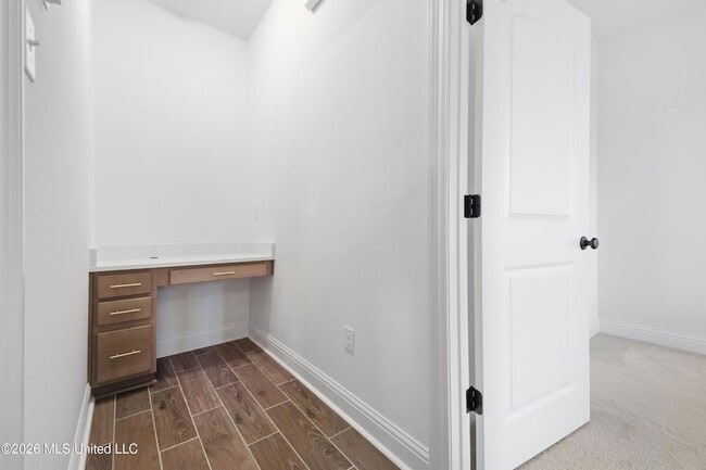 Building Photo - 15065 High Point Dr