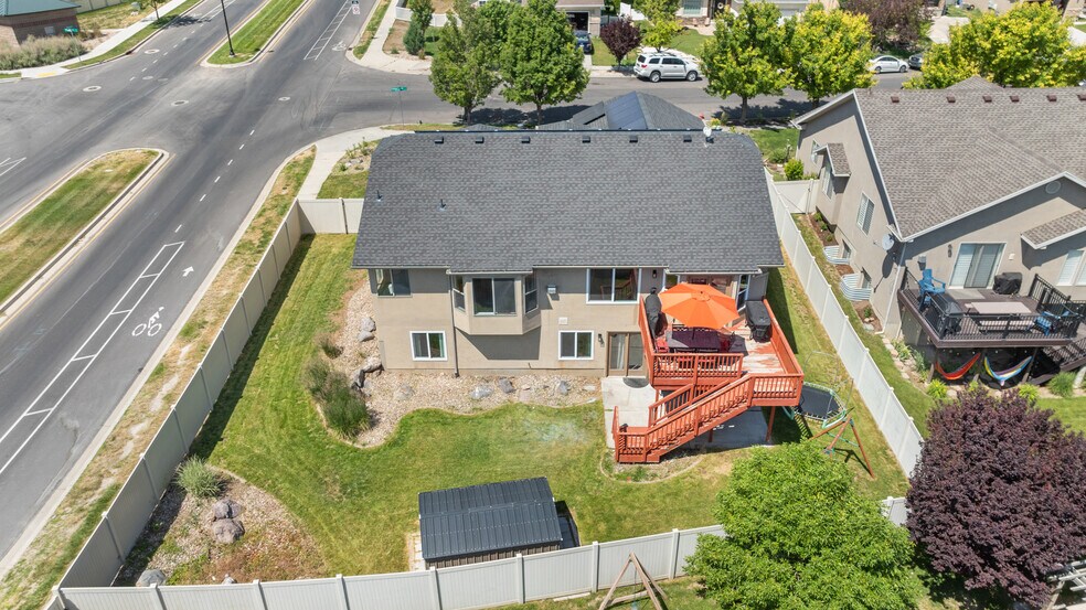 Building Photo - 1396 S Lukas Ln