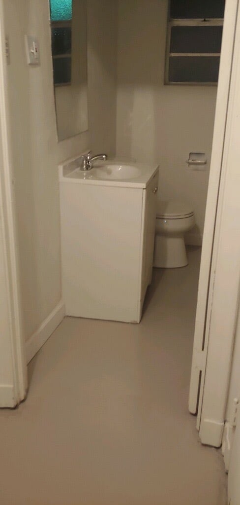 Building Photo - 1117 Evergreen Dr