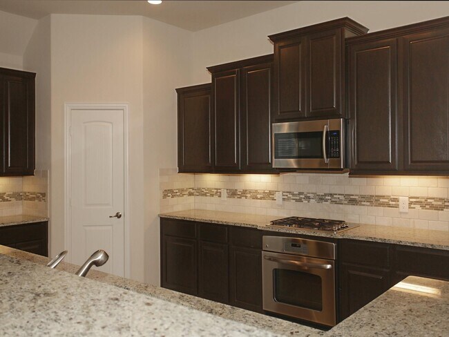 Building Photo - 15 Sawbridge Cir
