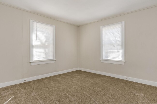 Building Photo - 1508 S Hayden St