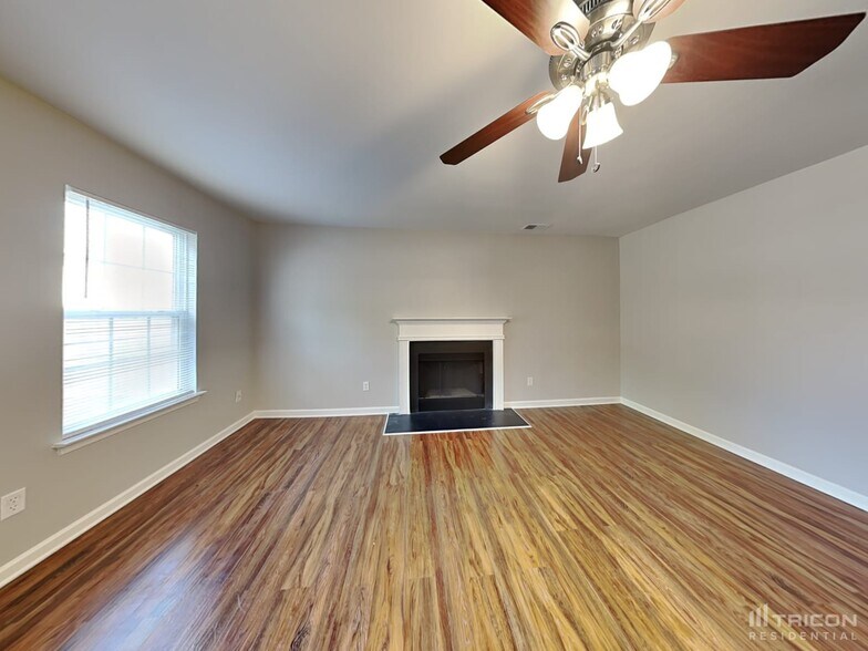 Building Photo - 4335 Springhaven Dr