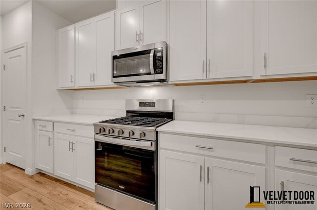 Building Photo - 2725 Luzzi Walk