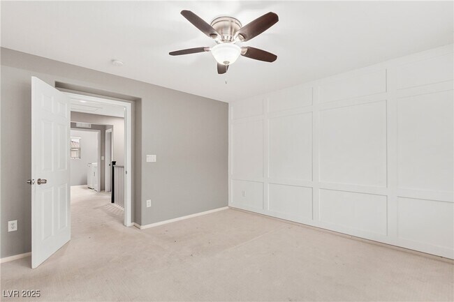 Building Photo - 10589 Cliff Lake St