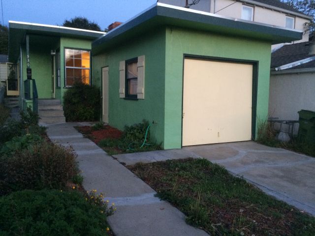 Primary Photo - 530 Richmond St