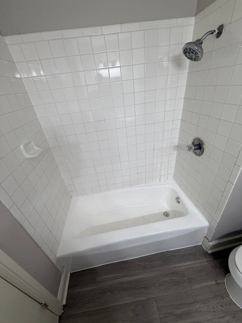 Building Photo - 425 Price Dr