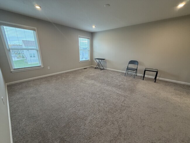 Building Photo - 6964 Briarcliff Ct