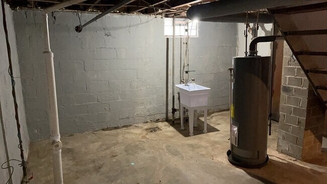 Building Photo - 1460 Kipling Dr