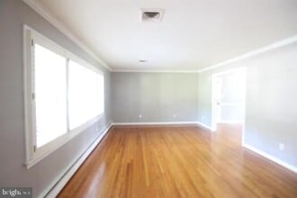 Building Photo - 4401 Jackson Pl