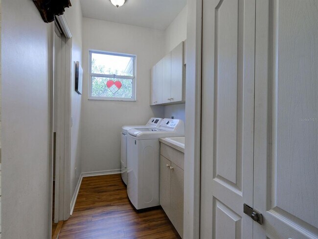 Building Photo - 3252 Antigua Dr