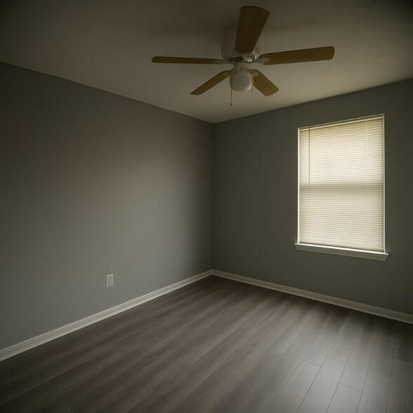 Building Photo - 422 S Chapel Gate Ln