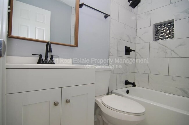 Building Photo - 208 N Guilford Ave