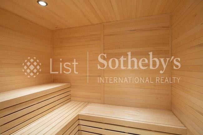 Building Photo - Ae'o #2303  |  Honolulu, HI