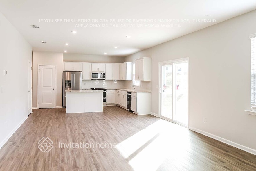 Building Photo - 3468 Tallulah Ln