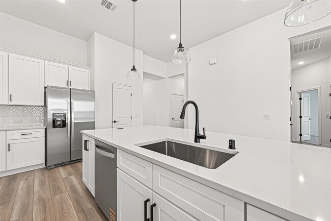 Building Photo - 5210 Hazel Vis Ln