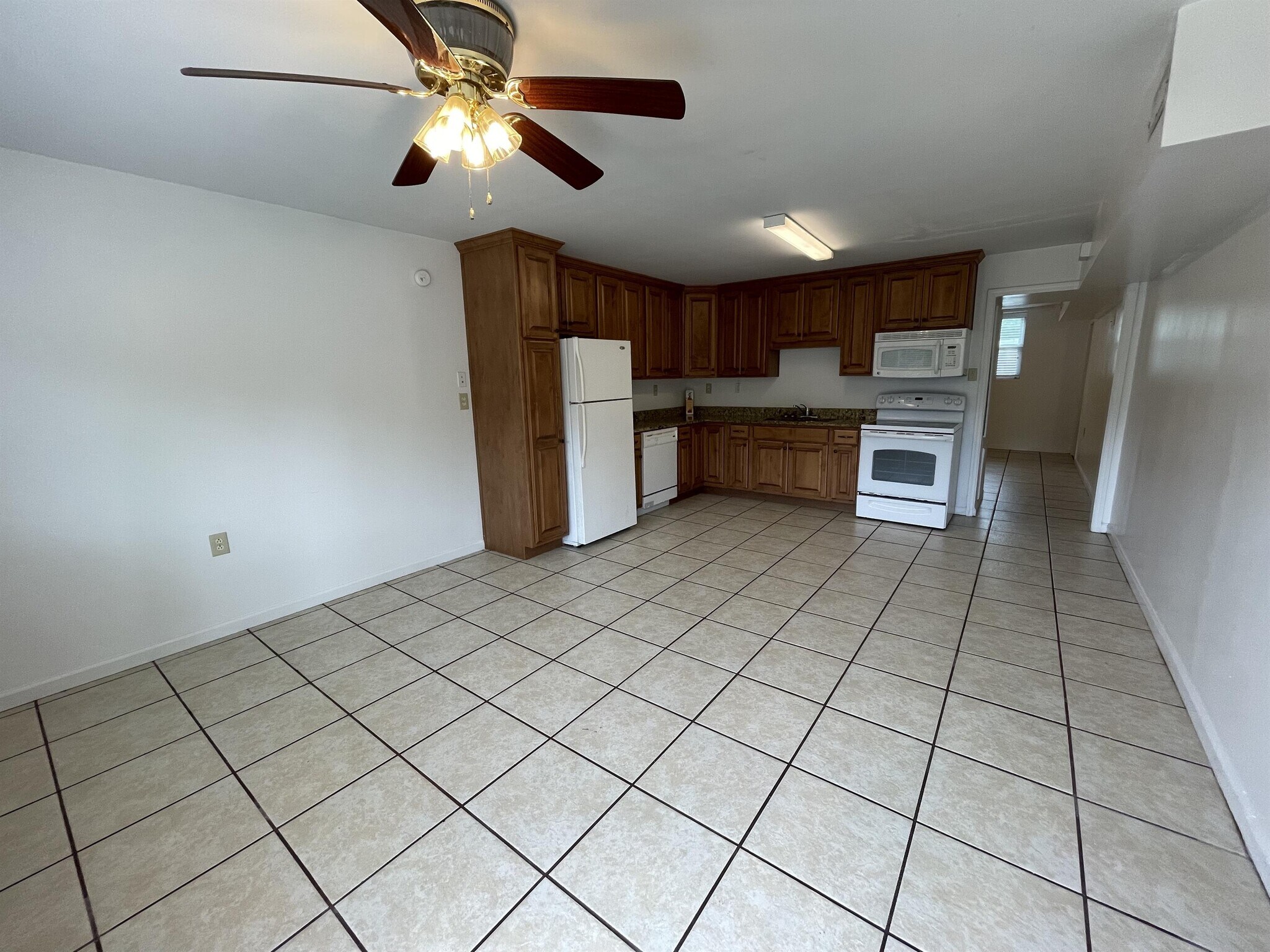 Building Photo - 119 Ridgecrest Cir