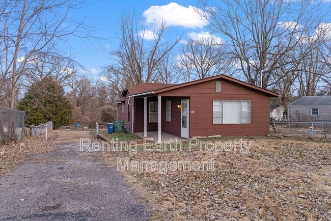 Building Photo - 9746 Diamond Dr