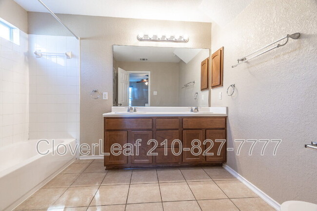 Building Photo - 11710 Wayward Daisy