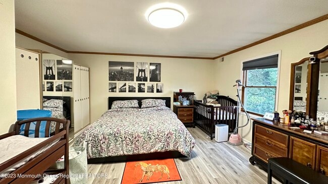 Building Photo - 56 West Side Ave