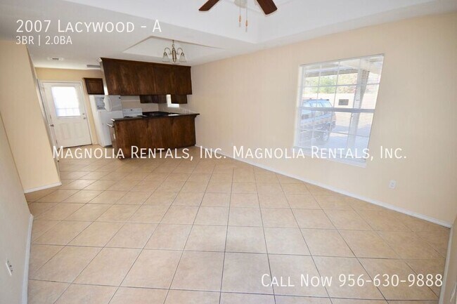 Building Photo - 2007 Lacywood