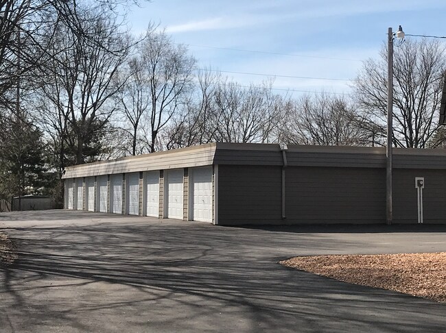 Building Photo - 2911 7th Ave