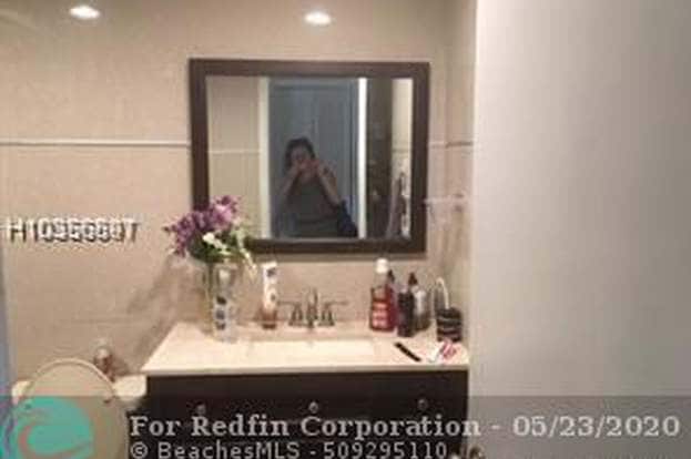 Building Photo - 20337 NE 2nd Ave