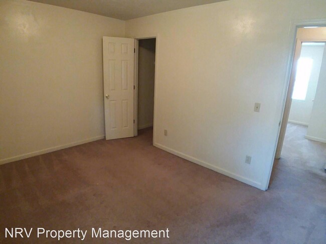 Building Photo - 4 br, 2 bath House - 609 Howe Street