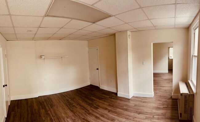 Building Photo - 1601 Electric St