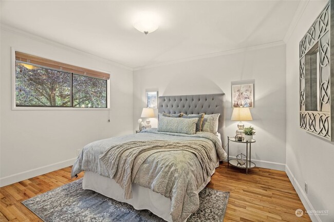 Building Photo - Spacious rambler-style 4 bed 2 bath house in Edmonds