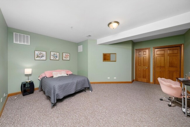 Building Photo - 21341 Windy Hill Dr