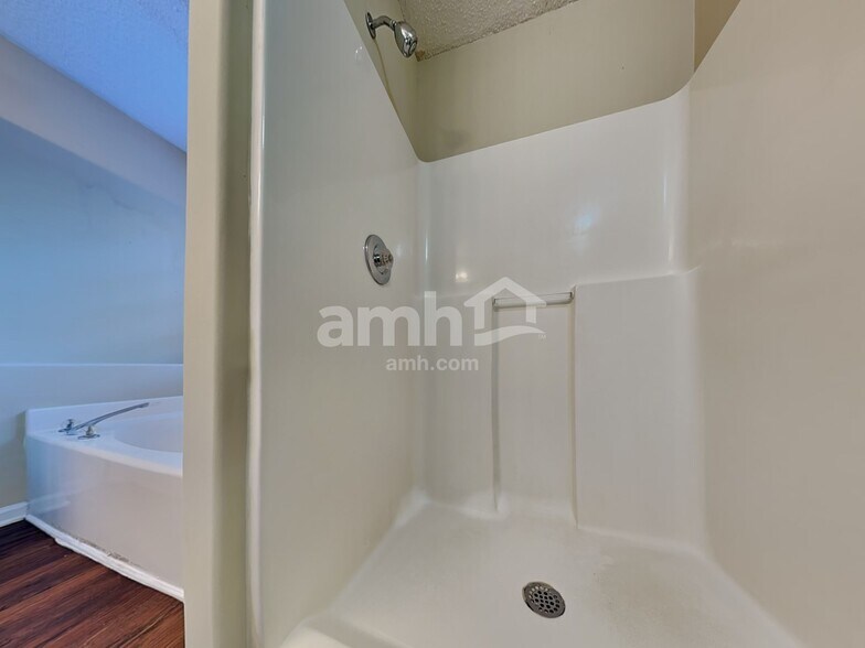 Building Photo - 1149 Brookton Chase Ct