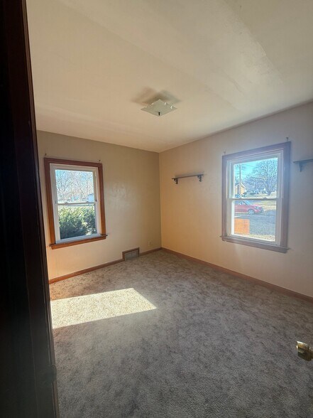 Building Photo - 924 29th Ave