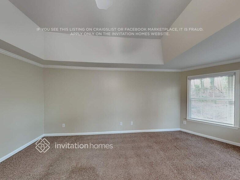 Building Photo - 1160 Martins Down Dr SE