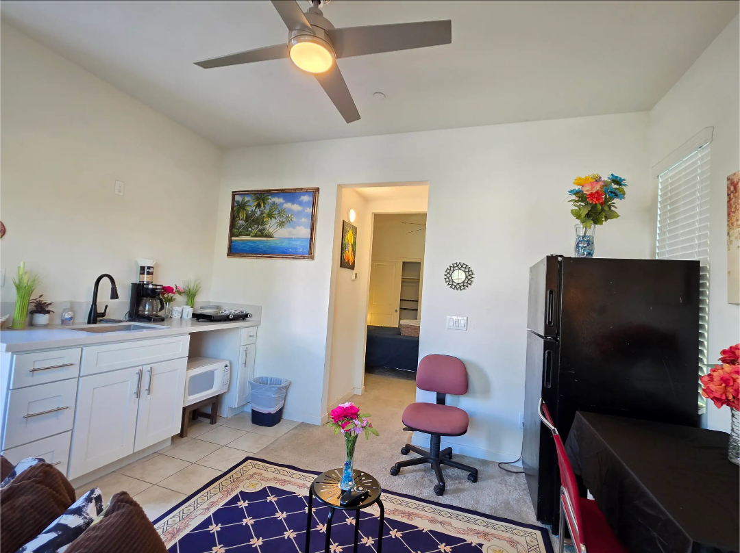 Building Photo - 2610 E Embry Ln