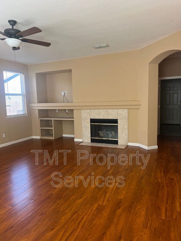 Building Photo - 3260 San Salvador St