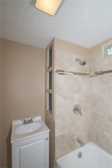 Building Photo - 1238 S 15th St