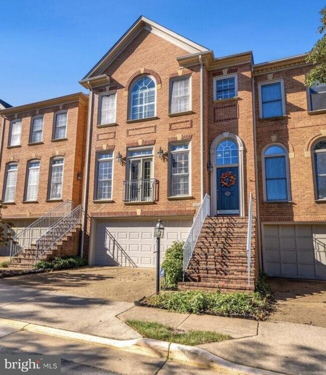 Building Photo - 1804 Dawson St