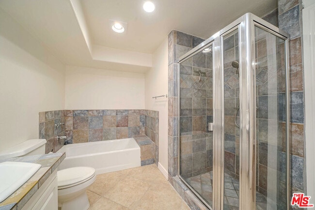 Building Photo - 2311 Schader Dr