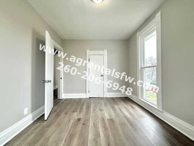 Building Photo - 615 S Jefferson St