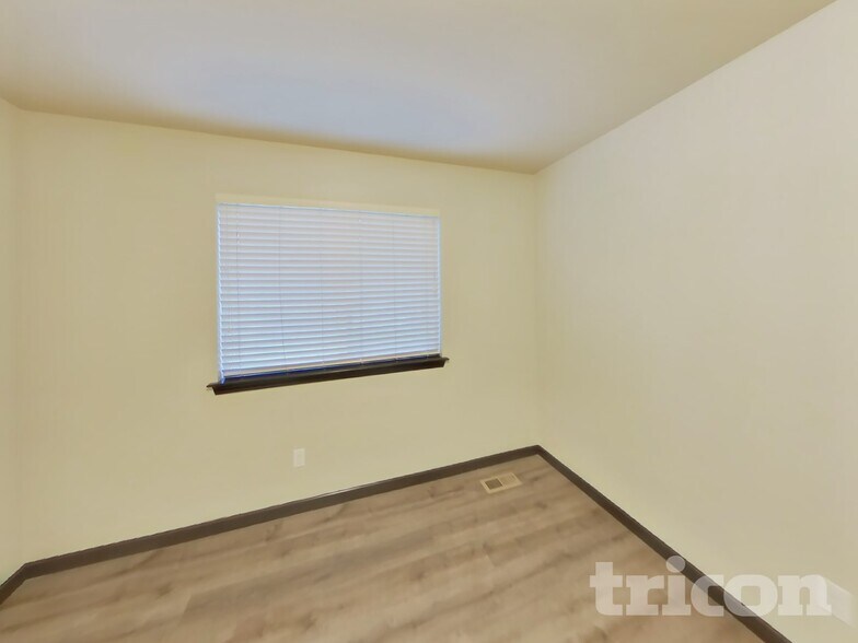 Building Photo - 6706 206th St Ct E