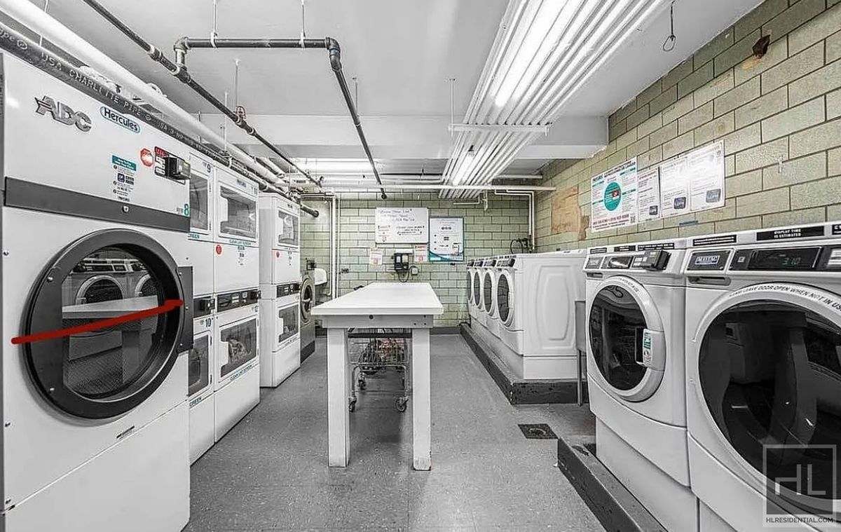 Building Photo - EAST 35 STREET