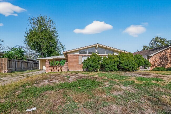 Building Photo - 6426 Mobud Dr