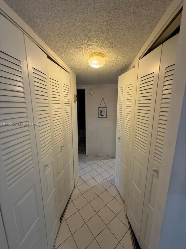 Building Photo - 1810 SW 81st Ave